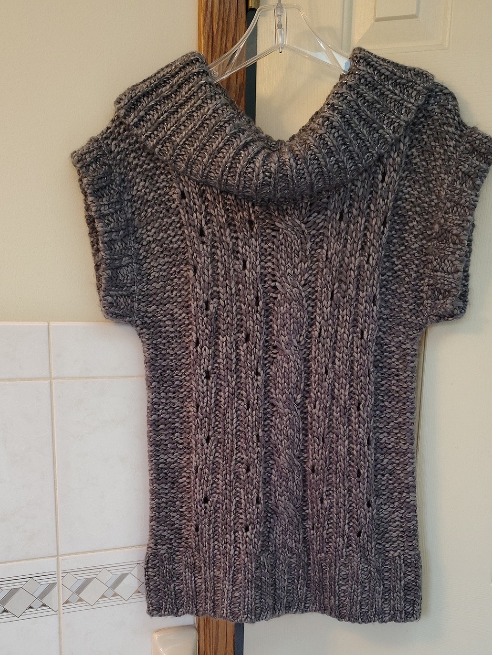 Mudd Gray Chunky Cable Knit Short-Sleeve Turtleneck Sweater